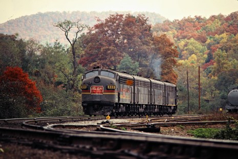 Northbound Clinchfield Railroad F-unit helper locomotives at Altapass, North Carolina, on October 17, 1980. Photograph by John F. Bjorklund, © 2015, Center for Railroad Photography and Art. Bjorklund-41-25-20