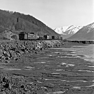 Alaska Railroad freight train, c. 1973. Photograph by Leo King, © 2015, Center for Railroad Photography and Art. King-03-037-012
