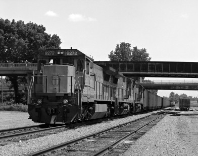 Union Pacific Railroad freight train at Van Buren, Arkansas, in July 1993. Photograph by Robert A. Hadley, © 2017, Center for Railroad Photography and Art. Hadley-04-056-05