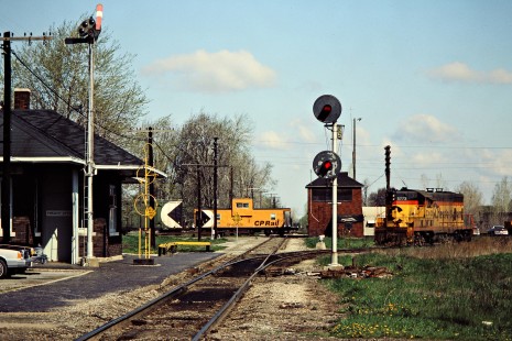 Canadian Pacific Railway freight train at Chesapeake and Ohio Railway crossing in Chatham, Ontario, on May 9, 1983. Photograph by John F. Bjorklund, © 2015, Center for Railroad Photography and Art. Bjorklund-37-20-01