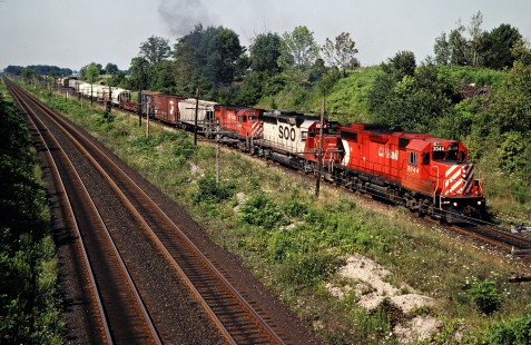 Eastbound Canadian Pacific Railway freight train in Lobo, Ontario, on August 17, 1992. Photograph by John F. Bjorklund, © 2015, Center for Railroad Photography and Art. Bjorklund-39-12-11