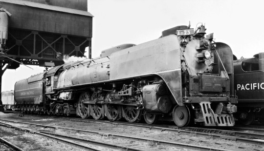 Union Pacific Railroad FEF-3 (4-8-4)  no. 837 at Ogden, Utah in 1950. Photograph by Robert A. Hadley, © 2017, Center for Railroad Photography and Art. Hadley-09-008-04