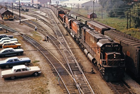 Eastbound Canadian Pacific Railway freight train in London, Ontario, on September 16, 1972. Photograph by John F. Bjorklund, © 2015, Center for Railroad Photography and Art. Bjorklund-36-12-11