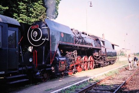 České Dráhy steam locomotive no. 475-101 in Lednice, South Moravian, Czech Republic, on May 20, 2001. Photograph by Fred M. Springer, © 2014, Center for Railroad Photography and Art. Springer-Austria-16-15