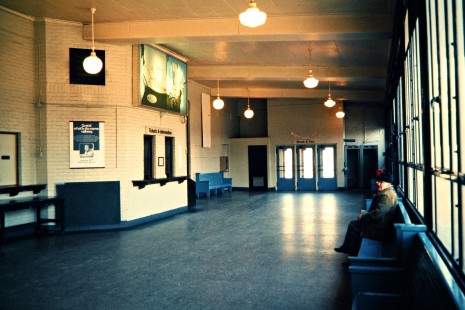 Interior view of Grand Trunk Western Railroad's Brush Street Station in Detroit, Michigan, on February 13, 1973. Photograph by John F. Bjorklund, © 2016, Center for Railroad Photography and Art. Bjorklund-58-13-13