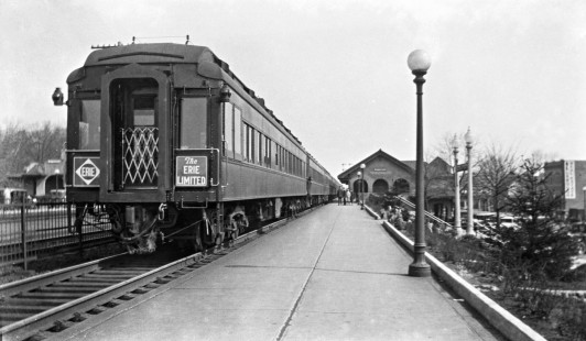 Rear view of the "Erie Limited" passenger train stopped at the station at Ridgewood, New Jersey, circa 1930s. Photograph by Donald W. Furler, © 2017, Center for Railroad Photography and Art, Furler-23-016-02