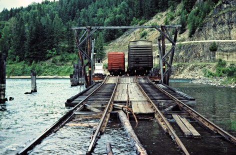 Canadian Pacific Railway local freight train on barge in Slocan Lake at Rosebery, British Columbia, on July 14, 1983. Photograph by John F. Bjorklund, © 2015, Center for Railroad Photography and Art. Bjorklund-38-07-12