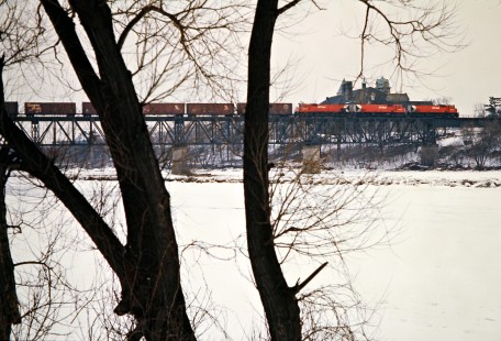 Eastbound Canadian Pacific Railway freight train at Grand River in Galt, Ontario, on February 16, 1974. Photograph by John F. Bjorklund, © 2015, Center for Railroad Photography and Art. Bjorklund-36-22-07