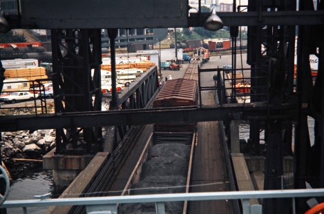 Canadian Pacific Railway unloading railcars from <i>Princess of Vancouver</i> ferry in Vancouver, British Columbia, on August 25, 1971. Photograph by John F. Bjorklund, © 2015, Center for Railroad Photography and Art. Bjorklund-36-08-12