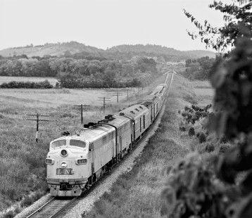 Nashville-bound Louisville and Nashville Railroad passenger train no. 94, the <i>Dixie Flyer</i>, approaches Wartrace, Tennessee (north of Tullahoma), in August 1963. Photograph by J. Parker Lamb, © 2016, Center for Railroad Photography and Art. Lamb-01-151-05