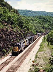 Eastbound CSX Transportation freight train in Magnolia, West Virginia, on May 22, 1993. Photograph by John F. Bjorklund, © 2015, Center for Railroad Photography and Art. Bjorklund-45-05-21