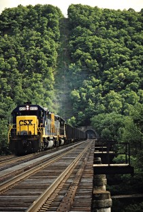 Eastbound CSX Transportation freight train crossing the Potomac River in Magnolia, West Virginia, on May 22, 1993. Photograph by John F. Bjorklund, © 2015, Center for Railroad Photography and Art. Bjorklund-45-05-16