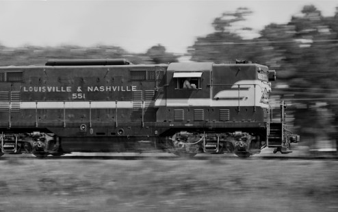 Eastbound Louisville and Nashville Railroad local speeds along flat coastal line between Gulfport and Biloxi, Mississippi, in July 1957. Photograph by J. Parker Lamb, © 2016, Center for Railroad Photography and Art. Lamb-01-137-07