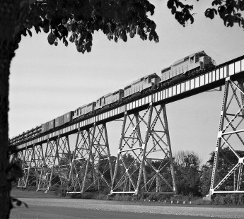 Southbound Louisville and Nashville Railroad freight train crosses Cumberland River bridge north of Nashville, Tennessee, in August 1963. Photograph by J. Parker Lamb, © 2016, Center for Railroad Photography and Art. Lamb-01-143-06