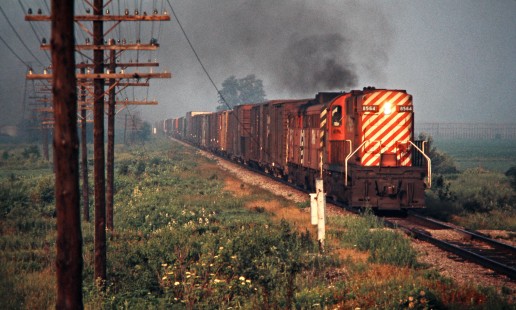 Eastbound Canadian Pacific Railway freight train near Chatham, Ontario, on June 29, 1975. Photograph by John F. Bjorklund, © 2015, Center for Railroad Photography and Art. Bjorklund-36-28-02