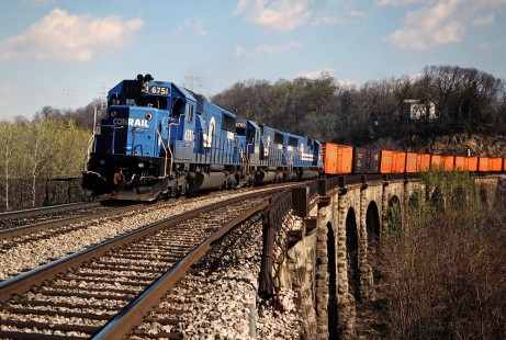 Westbound Conrail freight train on CSX Transportation's Thomas Viaduct in Relay, Maryland, on April 5, 1990. Photograph by John F. Bjorklund, © 2015, Center for Railroad Photography and Art. Bjorklund-44-09-01