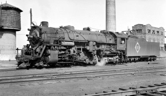 Erie Railroad steam locomotive no. 3376 at Secaucus, New Jersey, in May 1951. Photograph by Robert A. Hadley, © 2017, Center for Railroad Photography and Art. Hadley-04-064-01