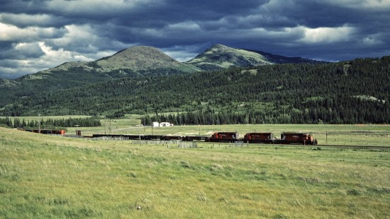 Westbound Canadian Pacific Railway freight train no. 979 near Coleman, Alberta, on July 11, 1983. Photograph by John F. Bjorklund, © 2015, Center for Railroad Photography and Art. Bjorklund-38-03-21