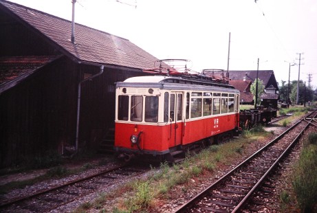An electric streetcar at St. Georgian, Salzburg, Austria, on May 25, 2001. This railway car is owned by Stern & Hafferl Verkehr transport company. Photograph by Fred M. Springer, © 2014, Center for Railroad Photography and Art. Springer-Austria-23-30
