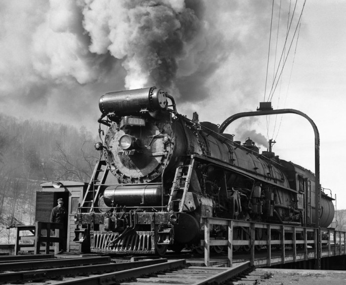 Central Vermont Railway locomotive no. 707, White River Jct., Vermont, 1957. Photo by David Plowden. Central Vermont Railway locomotive no. 707, White River Jct., Vermont, 1957. Photo by David Plowden.
