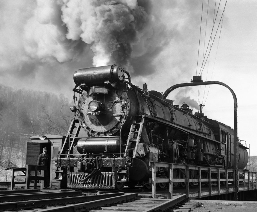 Requiem for Steam: The Railroad Photographs of David Plowden