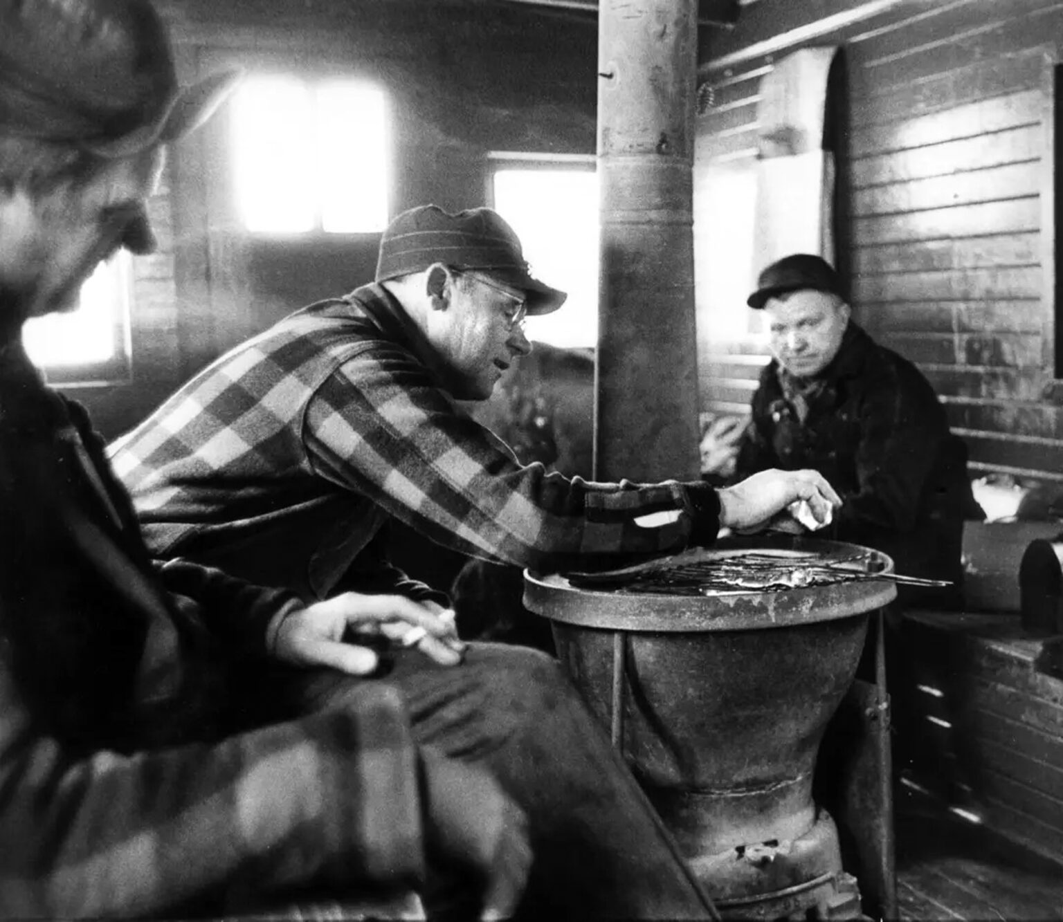 Zoom member-exclusive program: “Dining in Motion – Railroad Cuisine History”